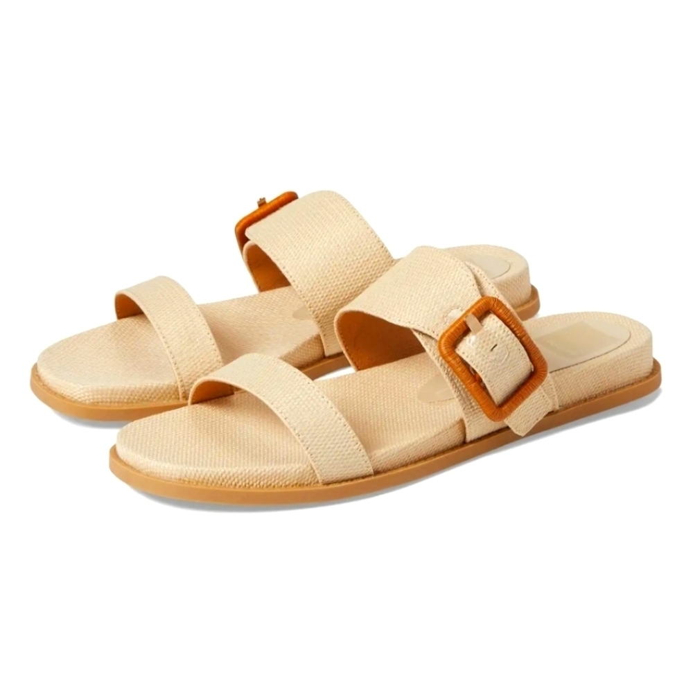 Dolce Vita Gilete sandal in wheat raffia. Size  7.